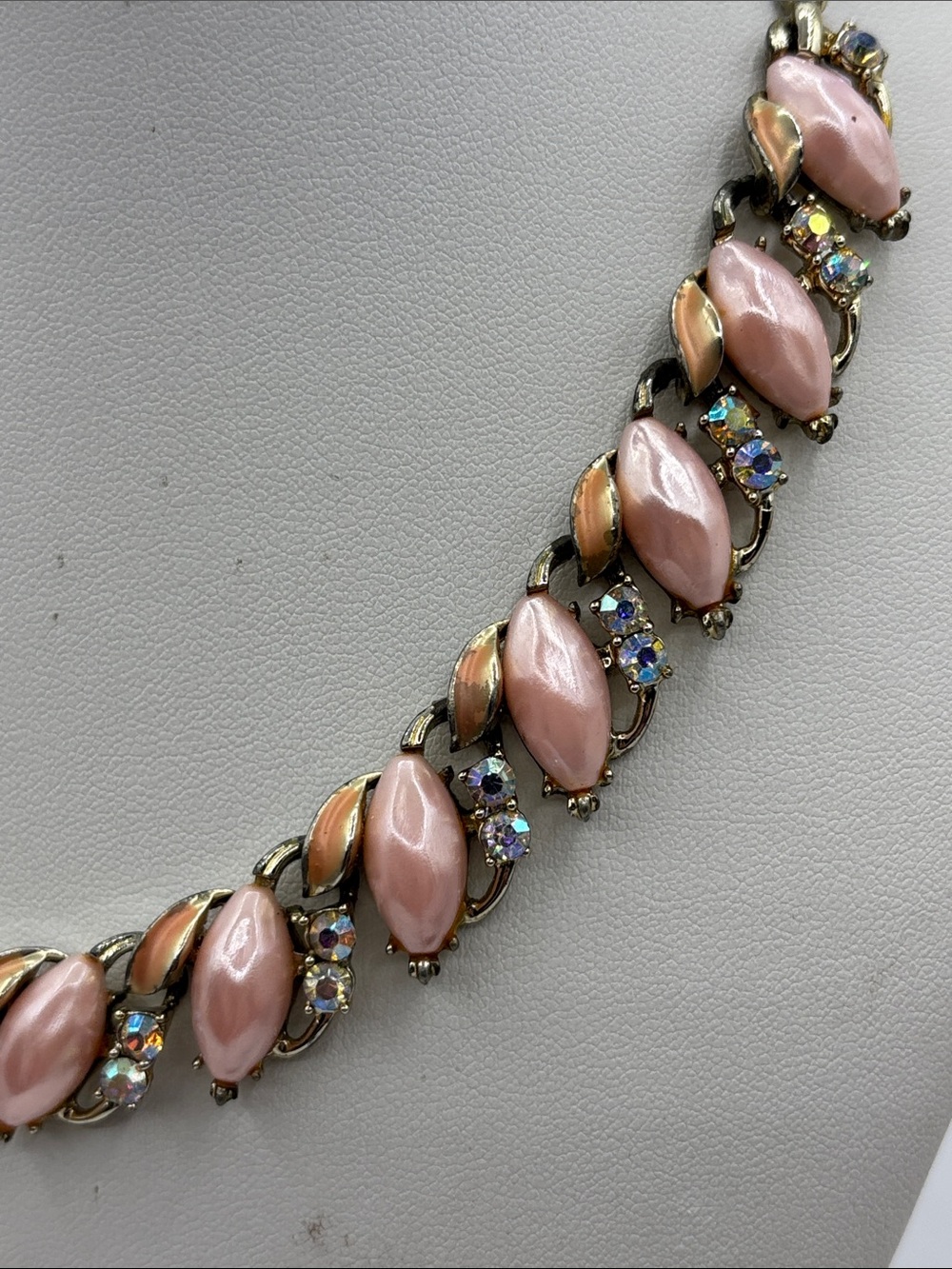 Early Vintage BSK Pretty in Pink Aurora Borealis Necklace JP473 - Picture 2 of 7